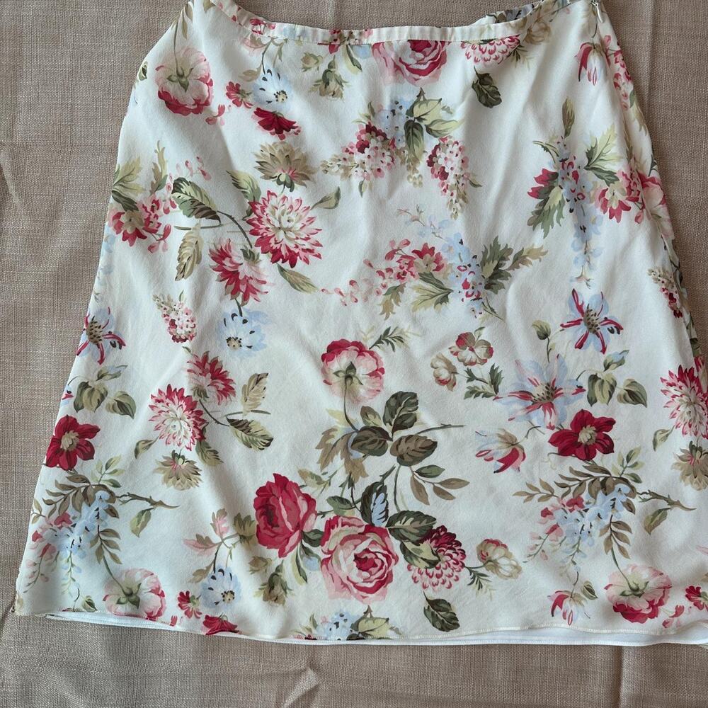Ann taylor white floral skirt